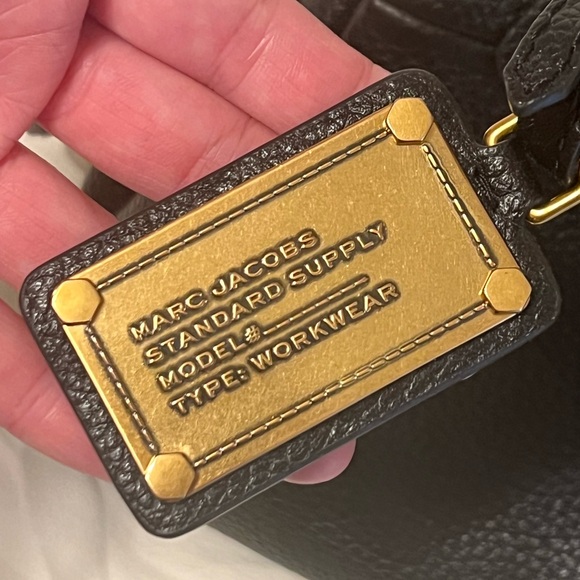 MARC JACOBS RE-EDITION BABY GROOVEE BAG (in super mint condition) - Picture 6 of 10